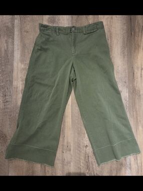 GAP Olive Green Wide-Leg Crop Jeans Size 14